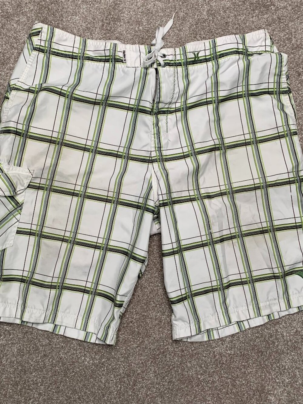 Hurley Logo Green & White Stripe Board Shorts Size 40 Unlined -- Surfer--